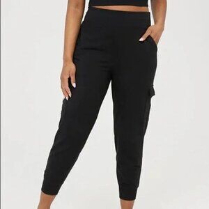Offline by Aerie Black Cargo Sweatpants Joggers Women Size Medium